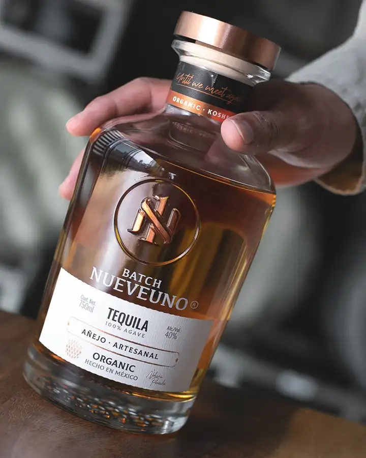 NueveUno Anejo Organic Tequila Artesanal